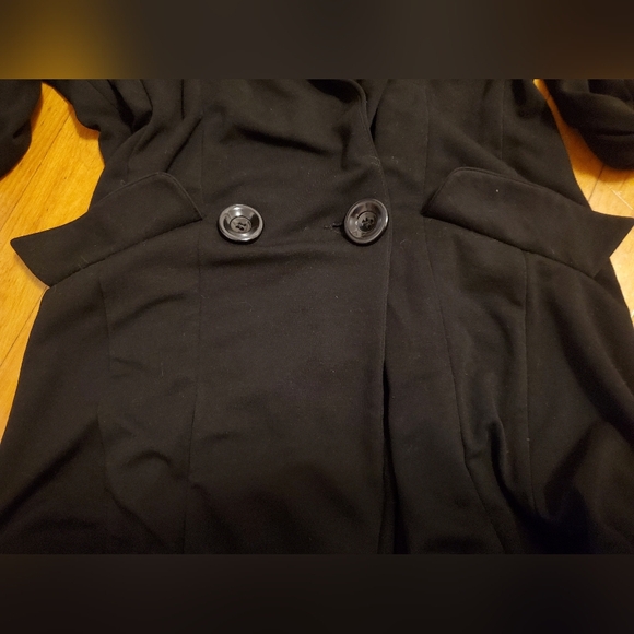 Cartonnier Anthropologie long black blazer. 3/4 sleeves. Size M. Padded shoulder - Picture 5 of 11